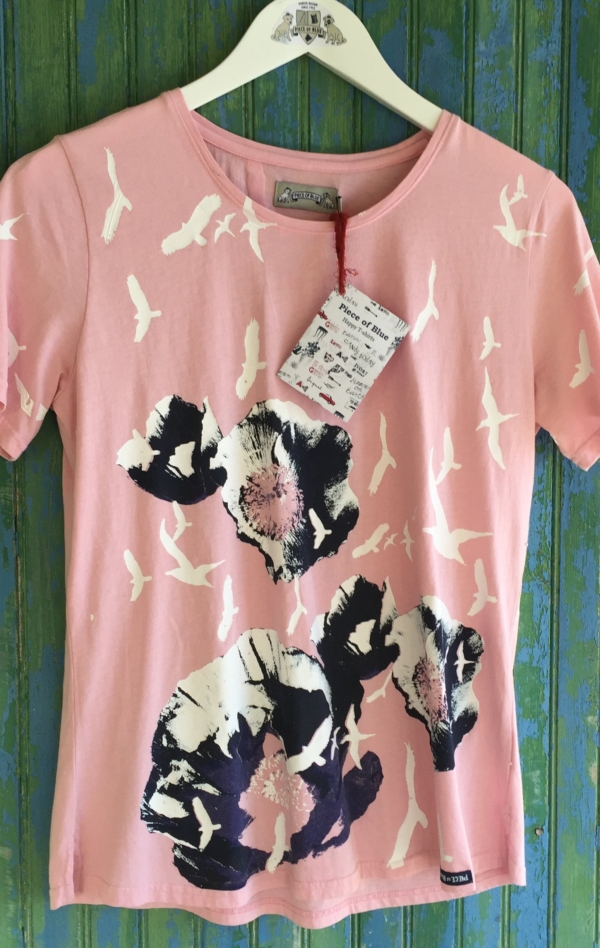 Rose Hand-Printed T-shirt with Pretty Print from Piece of Blue. Close up 3.